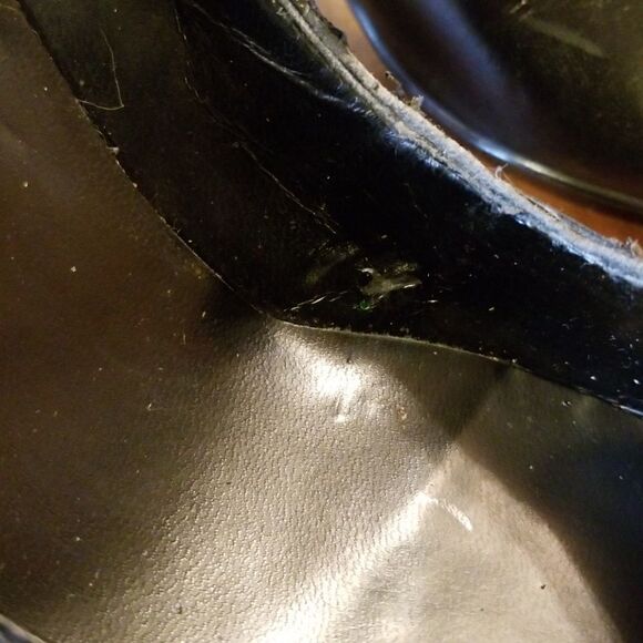 Michael Shannon black high heels - Picture 3 of 8